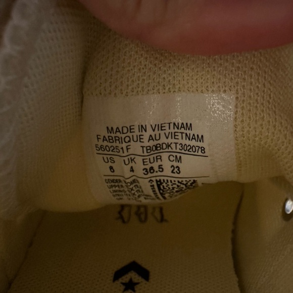 Platform Converse Sneakers - Picture 3 of 6